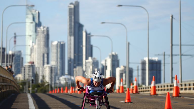 Samantha Kinghorn battled to fourth in only her second marathon