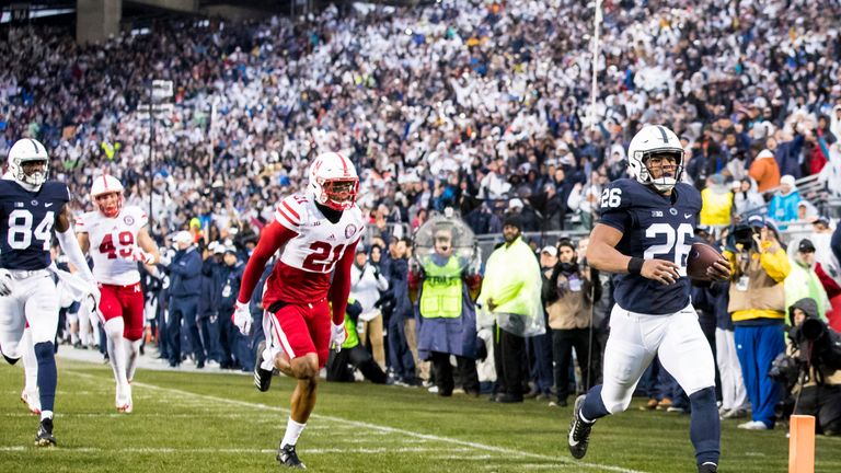 UNIVERSITY PARK, PA - NOVEMBER 18:  Saquon Barkley #26 of the Penn State Nittany Lions carries the ball for a touchdown during the first quarter against the Nebraska Cornhuskers on November 18, 2017 at Beaver Stadium in University Park, Pennsylvania.  (Photo by Brett Carlsen/Getty Images) *** Local Caption *** Saquon Barkley