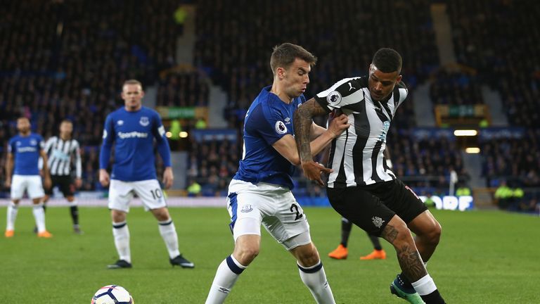 Seamus Coleman challenges Kenedy in the first half