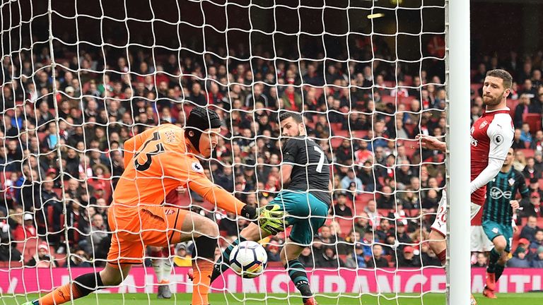 Shane Long opened the scoring for Southampton against Arsenal after 17 minutes