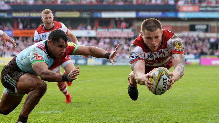 GLOUCESTER, ENGLAND - APRIL 14: Jason Woodward of Gloucester scores a try during the Aviva Premiership match between Gloucester Rugby and Harlequins at Kingsholm Stadium on April 14, 2018 in Gloucester, England. (Photo by Nathan Stirk/Getty Images)