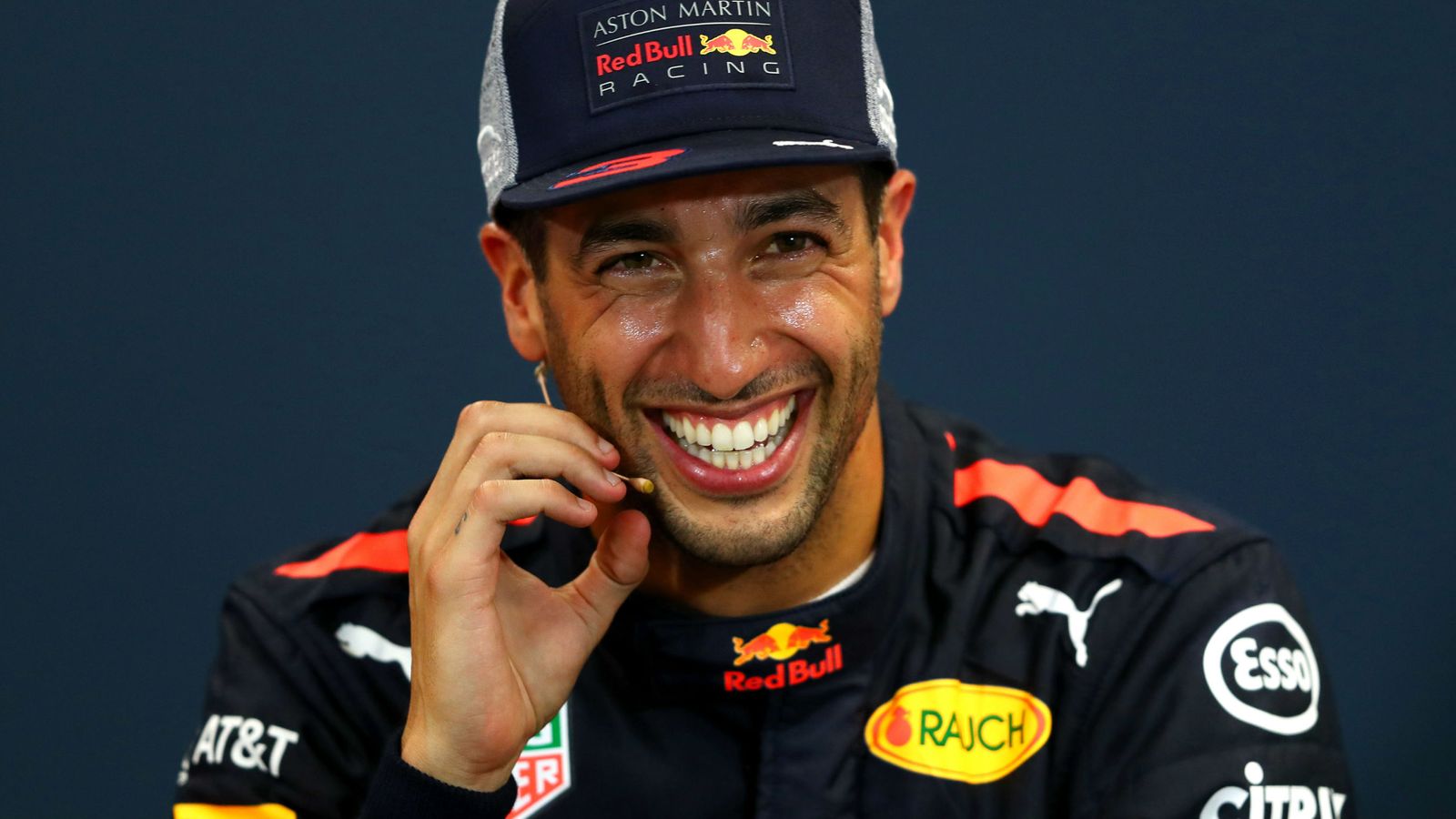 Daniel Ricciardo's Renault switch: How close did McLaren come? | F1 ...