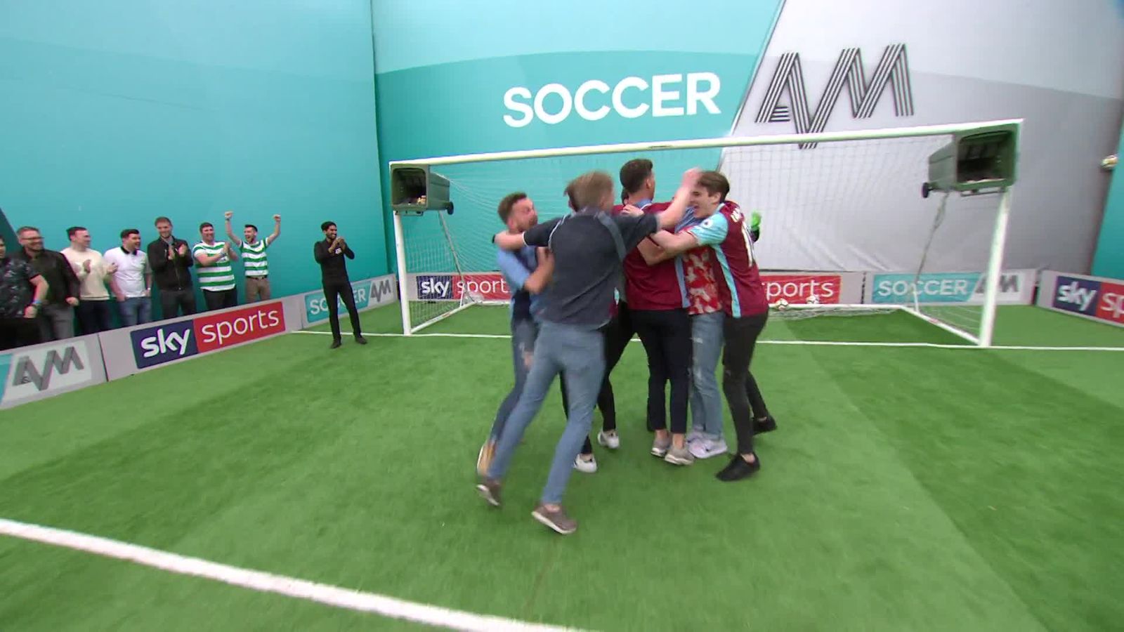 West Ham fan hits Top Bin in season finale on Soccer AM Football News