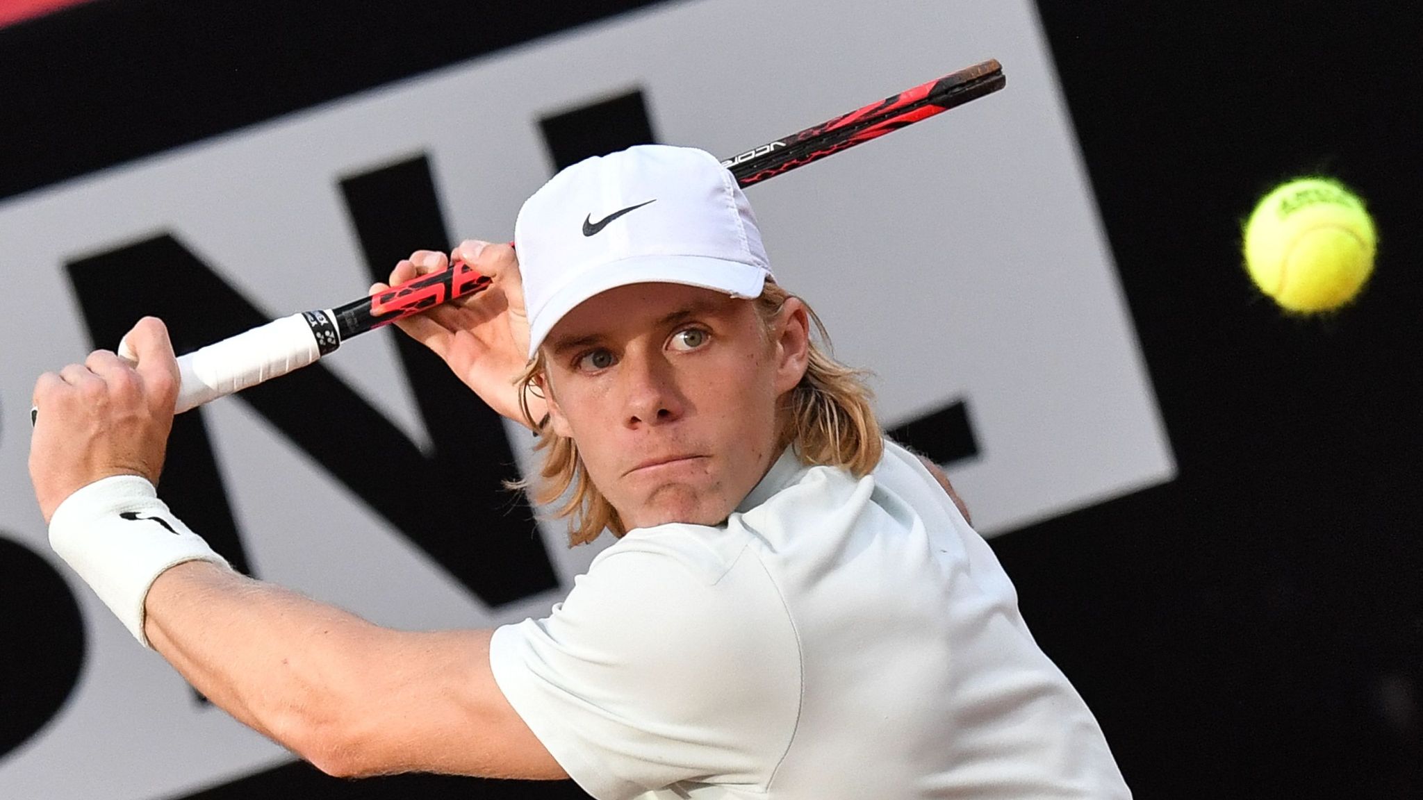 tenis nike shapovalov