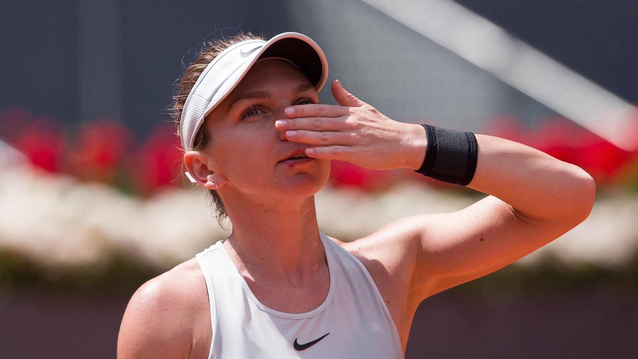 Simona Halep Makes Ominous Progress At Madrid Open | Tennis News | Sky ...