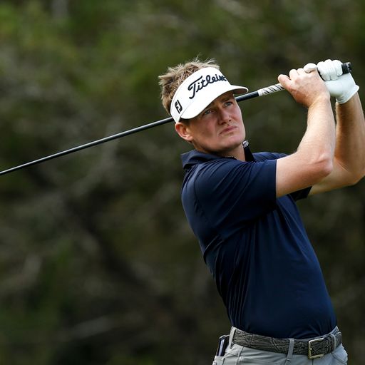 Peterson leads at Quail Hollow
