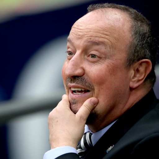 Benitez: Chelsea can win the league