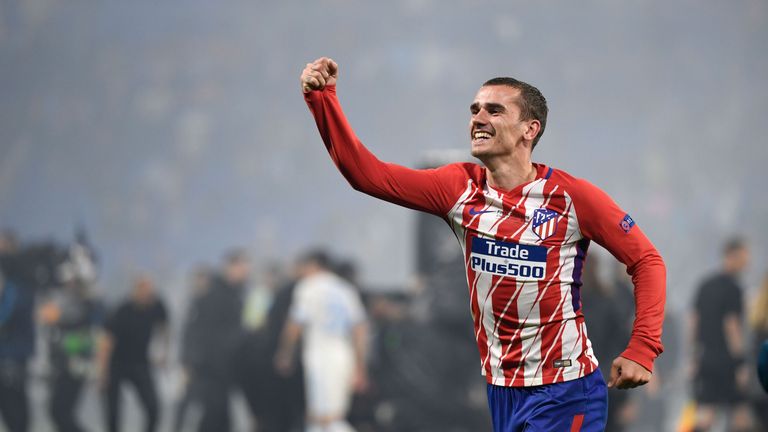 Antoine Griezmann of Atletico Madrid celebrates after scoring his team&#39;s second goal of the game during the UEFA Europa League Final between Olympique de Marseille and Club Atletico de Madrid at Stade de Lyon on May