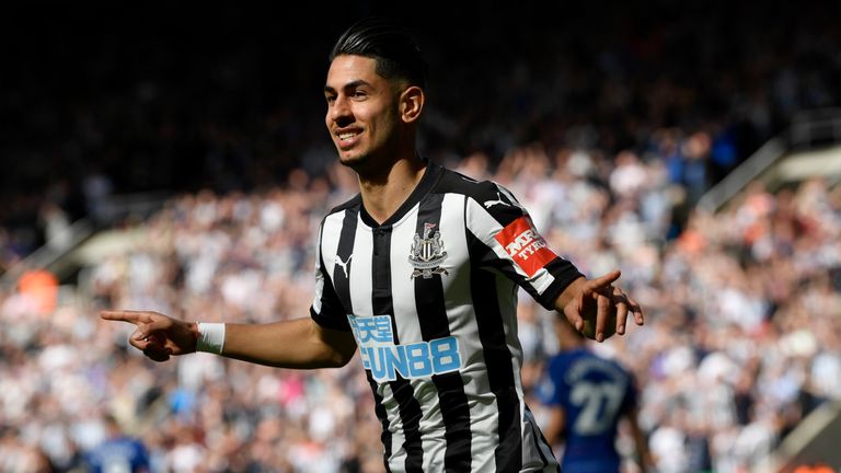 Ayoze Perez celebrates scoring Newcastle United's second goal 