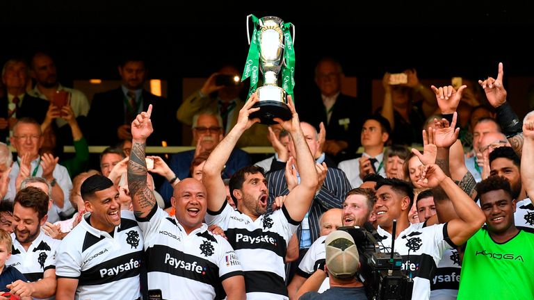 Juan Martin Fernandez Lobbe lifts the Quilter Cup at Twickenham 