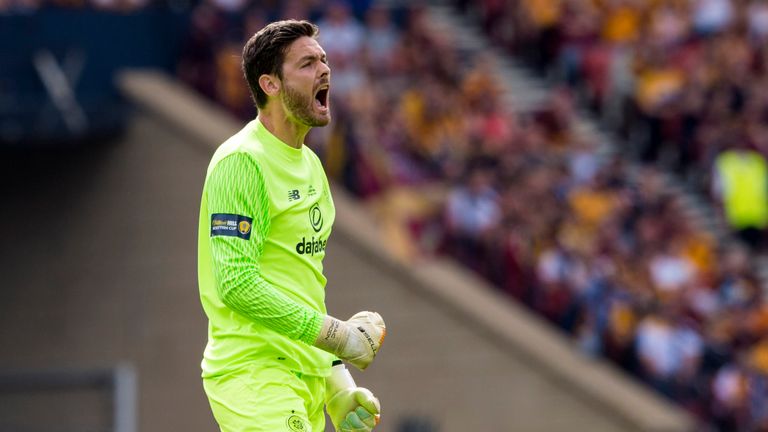 Craig Gordon celebrates during Celtic's 2-0 win over Motherwell in the 2018 Scottish Cup final