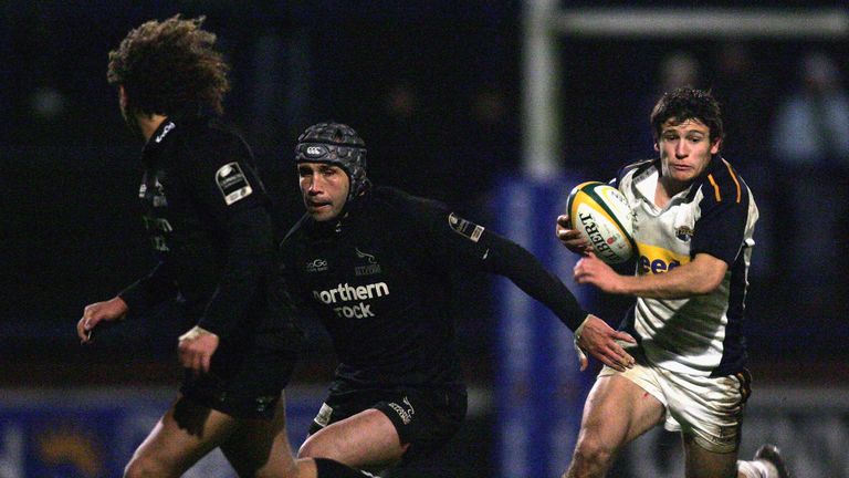 LEEDS, UNITED KINGDOM - DECEMBER 02: Danny Care (R) of Leeds in action during the Powergen Cup Group C match between Leeds Tykes and Newcastle Falcons at Headingley Stadium on December 2, 2005 in Leeds, England  (Photo by Michael Steele/Getty Images) *** Local Caption *** Danny Care