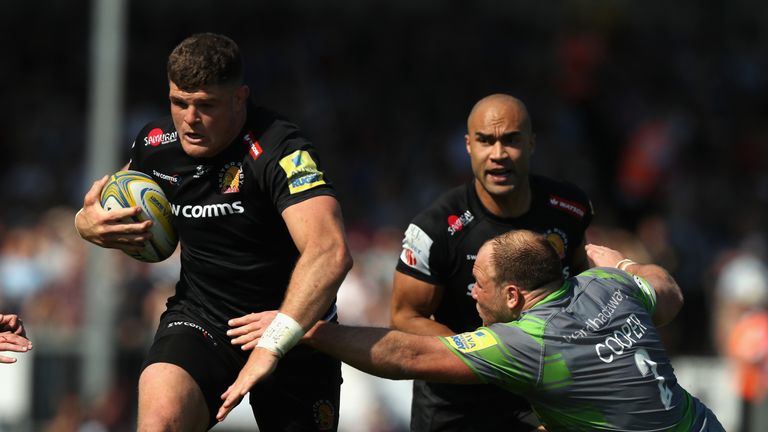 Dave Ewers charging towards the line during Exeter Chiefs' semi-final victory