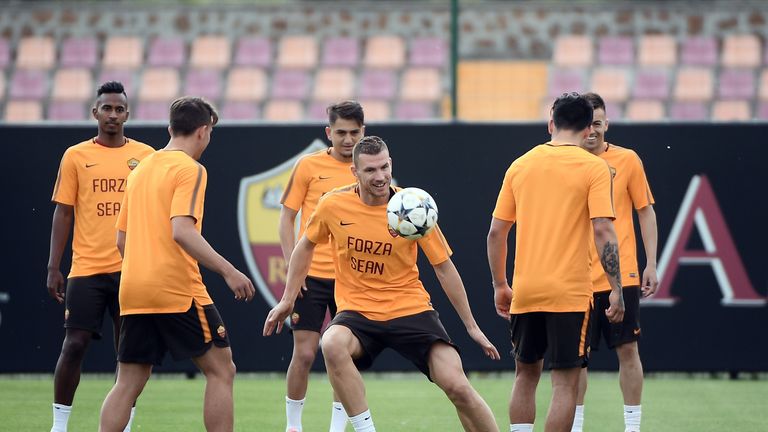 Edin Dzeko and his Roma teammates train wearing t-shirts with the message 'Forza Sean' ahead of their Champions League semi-final, second leg against Liverpool