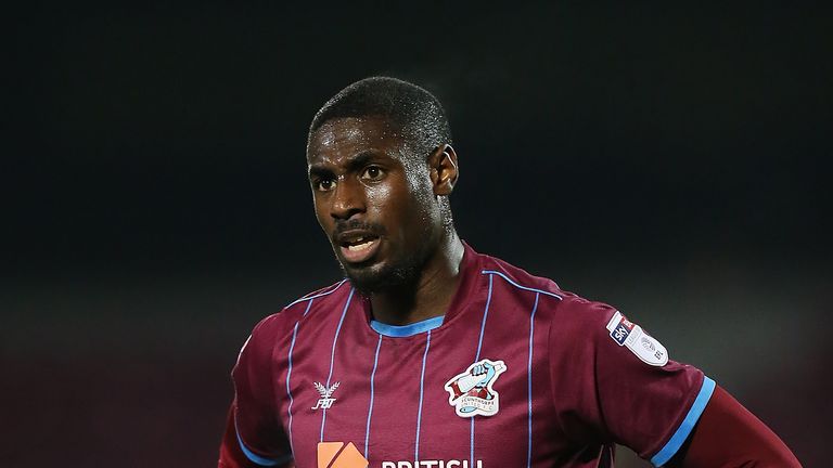 Hakeeb Adelakun of Scunthorpe United in action during the Emirates FA Cup First Round Replay match between Scunthorpe United and Northampton Town at Glanford Park on November 14, 2017 in Scunthorpe, England