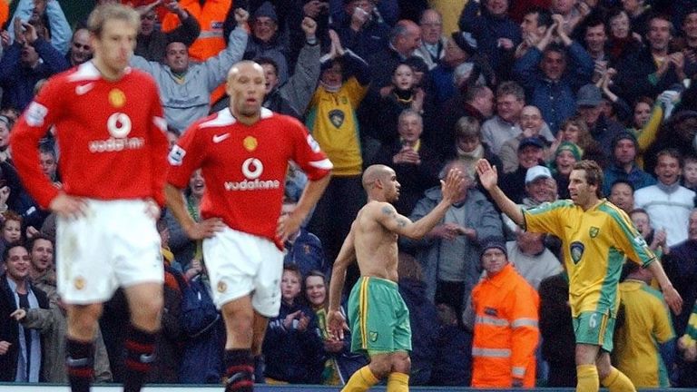 Leon mcKenzie norwich Man utd goal Premier league