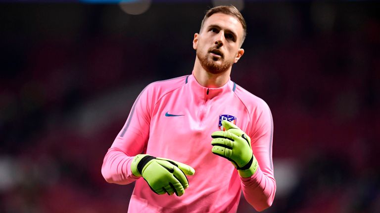 Atletico Madrid's Slovenian goalkeeper Jan Oblak warms up ahead of the UEFA Champions League group C football match between Atletico Madrid and AS Roma at the Wanda Metropolitan Stadium in Madrid on November 22, 2017