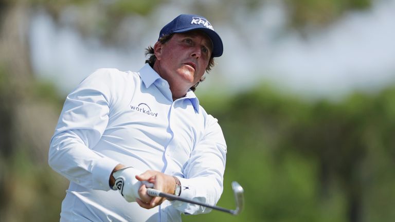 Phil Mickelson dropped seven shots in just four holes
