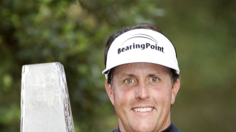 Phil Mickelson displays the trophy after winning the 2007 Players Championship