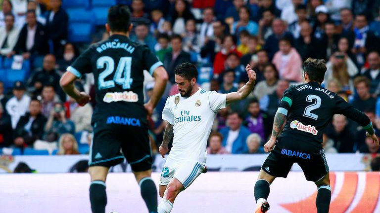 Isco lets fly to add a third before half-time against Celta