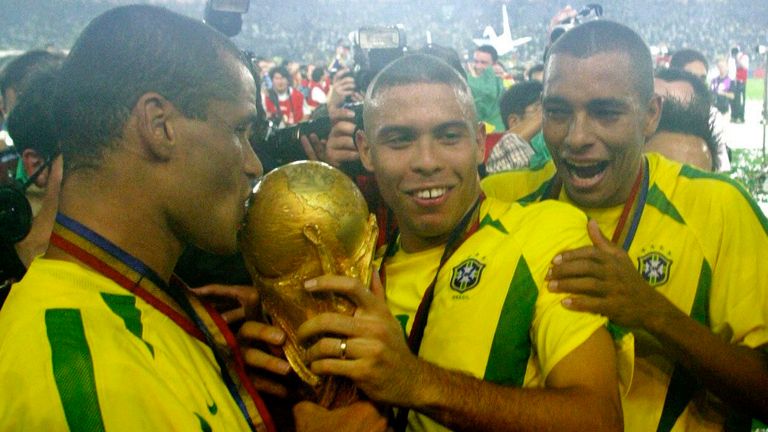 RIVALDO , RONALDO , GILBERTO SILVA