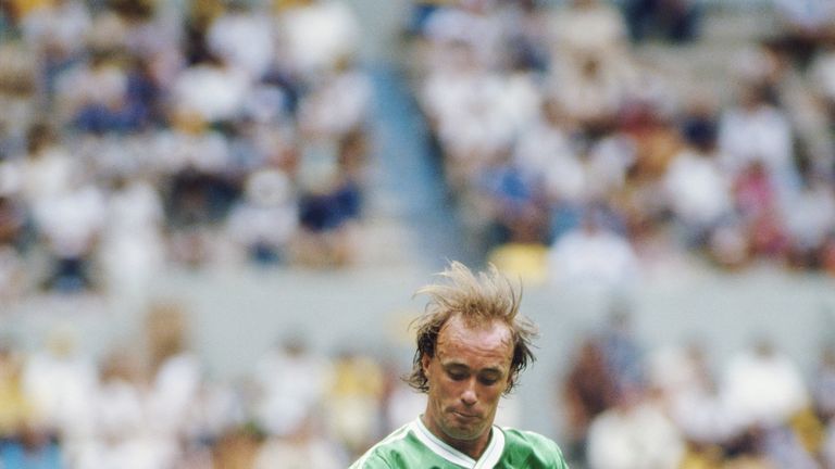 Sammy McIlroy on the ball for Northern Ireland in 1986.
