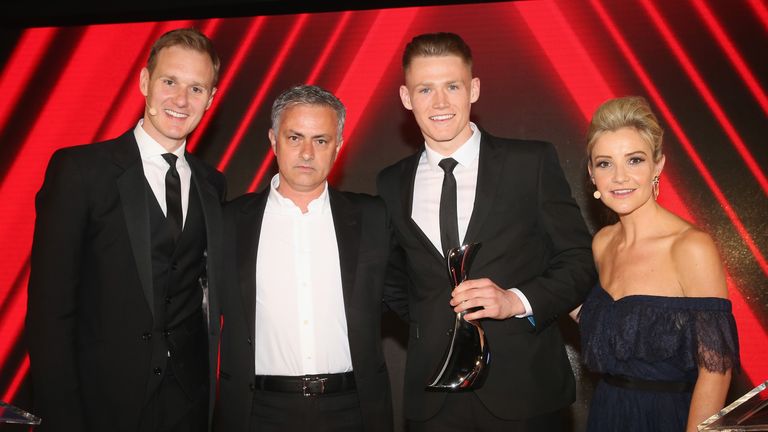 Mourinho creó el premio de Jugador de la temporada del Manager para recompensar las actuaciones de McTominay  en la campaña 2017/18