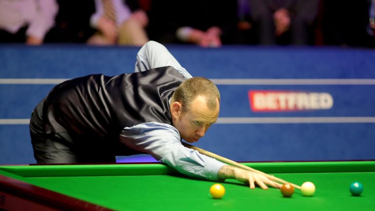 Mark Williams during the final of the 2018 World Snooker Championship