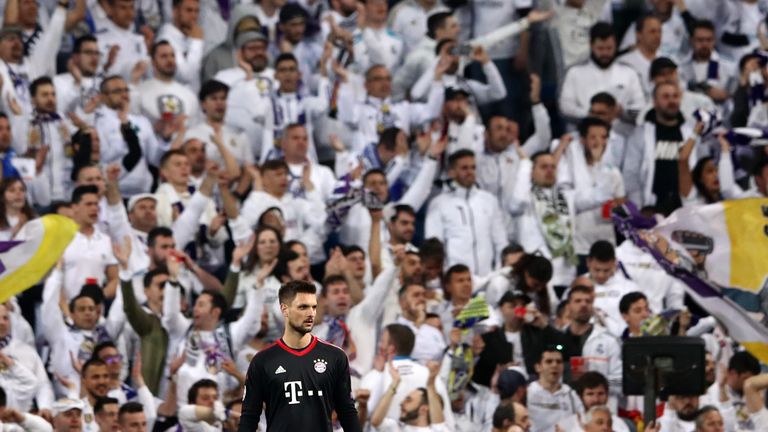 Ulreich looks dejected after Karim Benzema's second goal