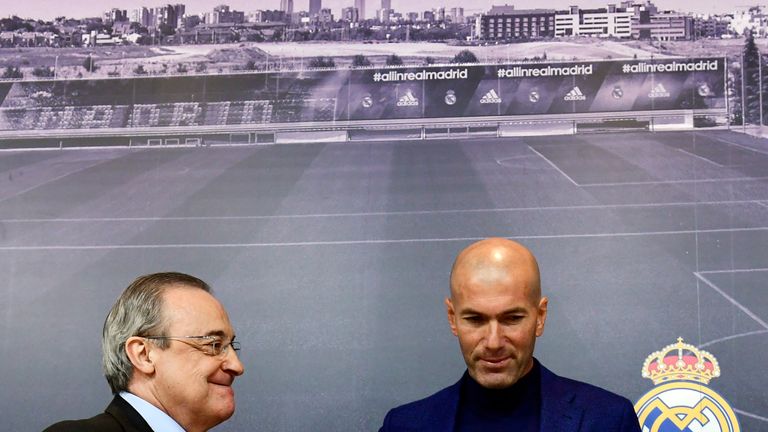 Zinedine Zidane announces at a press conference that he is leaving Real Madrid