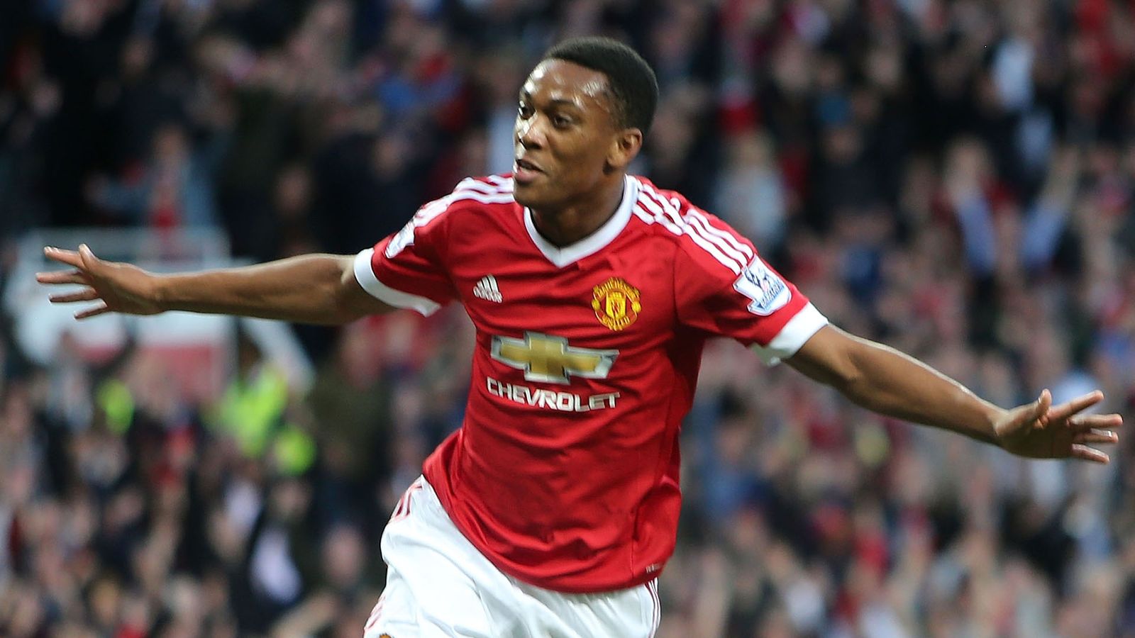 Anthony Martial signs new deal with Manchester United until 2024 ...