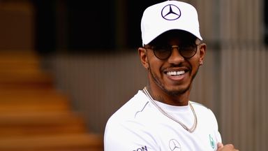 'No doubt Lewis will stay at Mercedes'