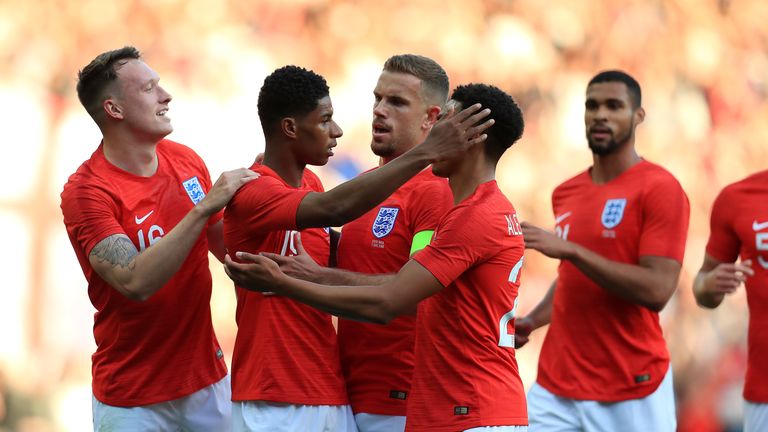 England player celebrate Marcus Rashford's opener against Costa Rica