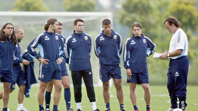 Marcelo Bielsa coach the Argentina national team for six years from 1998