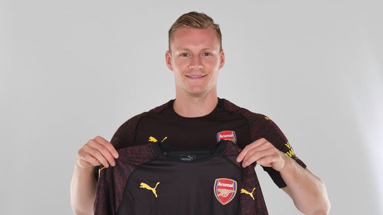 Goalkeeper Bernd Leno has completed his move to Arsenal from Bayer Leverkusen