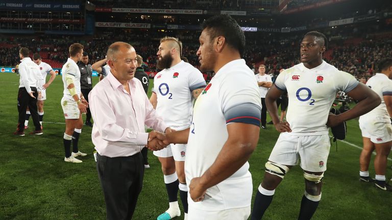 Eddie Jones shakes hands with Mako Vunipola after England's defeat to South Africa in the first Test at Ellis Park