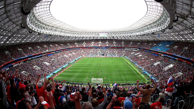 Russia fans celebrate Yury Gazinsky's opening goal against Saudi Arabia