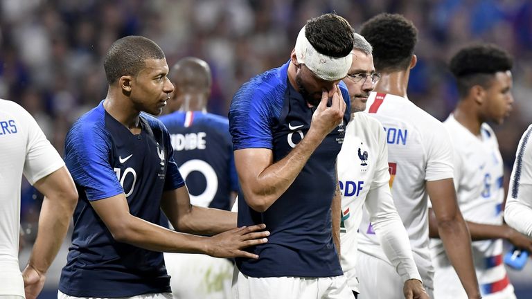 Olivier Giroud was substituted off after a clash of heads with USA defender Matt Miazga