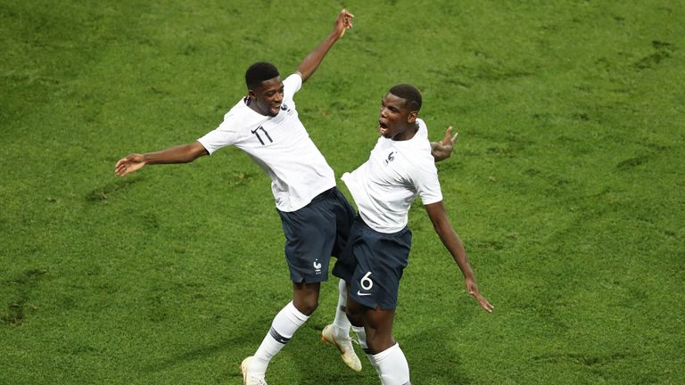 Ousmane Dembele (L) celebrates with France's midfielder Paul Pogba
