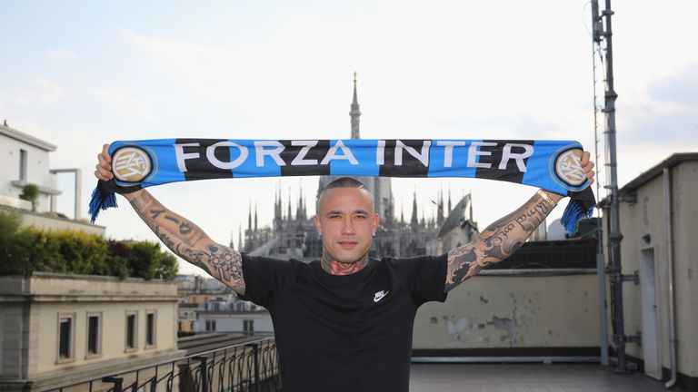 Inter Milan's new signing Radja Nainggolan poses at the club's headquarters after signing a contract until 2022