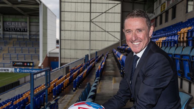 Picture by Paul Currie/SWpix.com - 12/06/2018 - Rugby League - Betfred Super League -Halliwell Jones Stadium, Warrington, England - The new BetFred Super League CEO Robert Elstone poses after the press conference