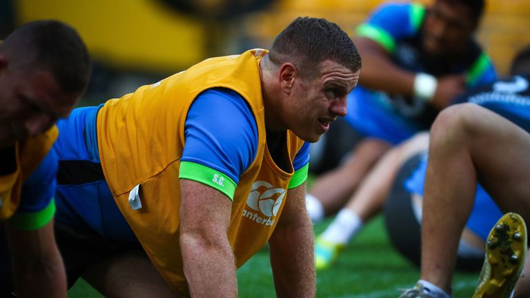 Sean Cronin starts at hooker for Ireland