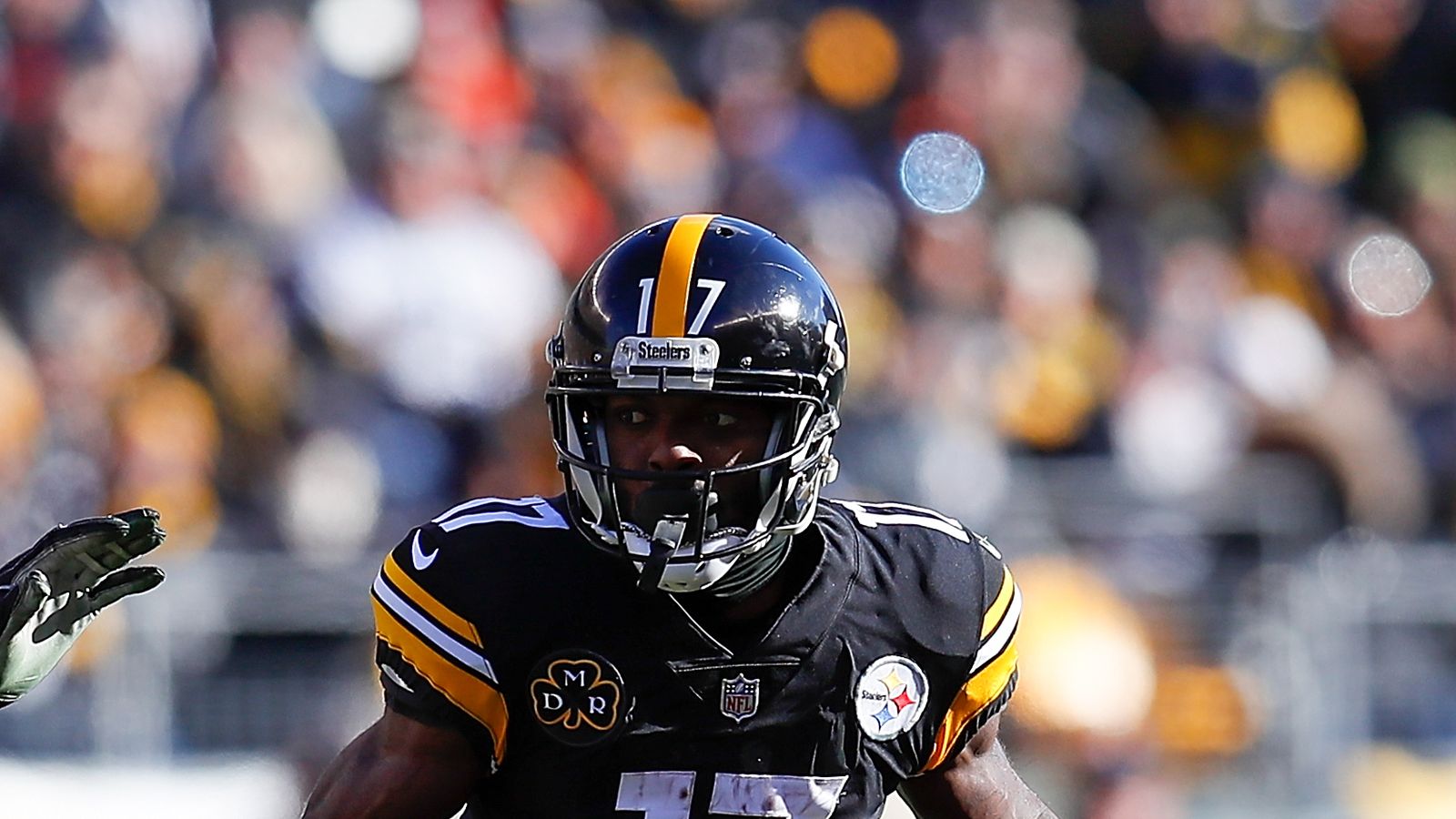 Steelers Give Away Antonio Brown's Number To Undrafted Rookie