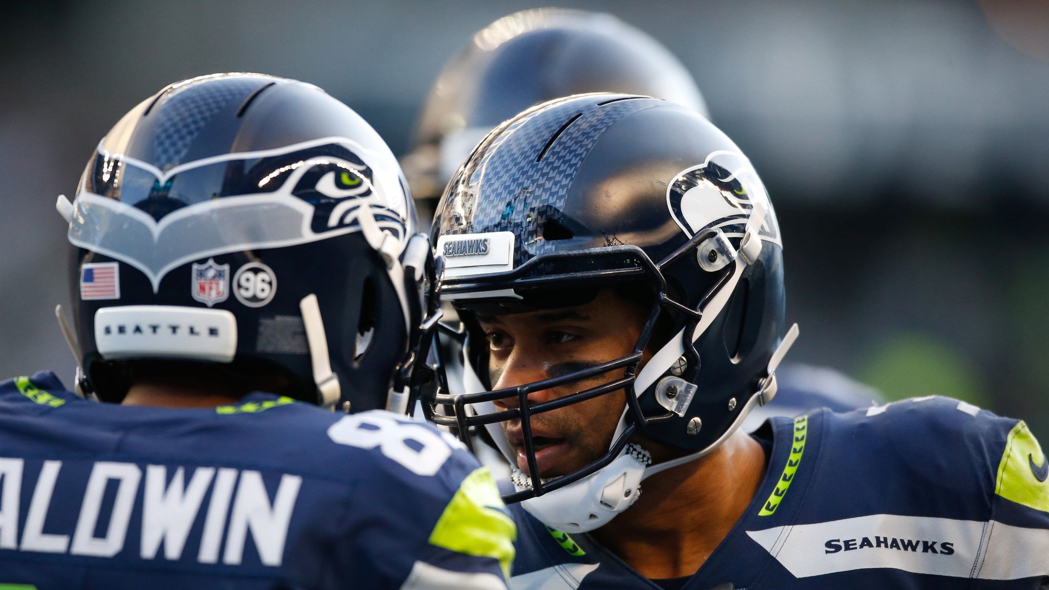 Cliff Avril: What Seahawks' Taylor needs to become 'better than me' -  Seattle Sports