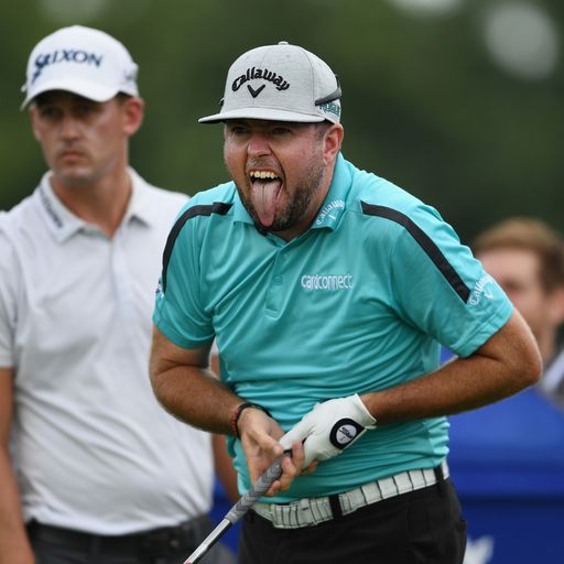 Garrigus grabs early lead