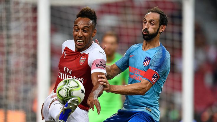Pierre-Emerick Aubameyang in action against Atletico Madrid