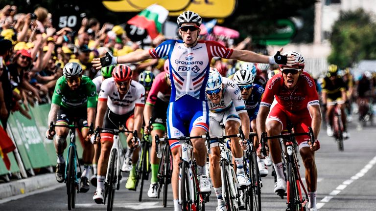 Arnaud Demare sprints to victory in Pau