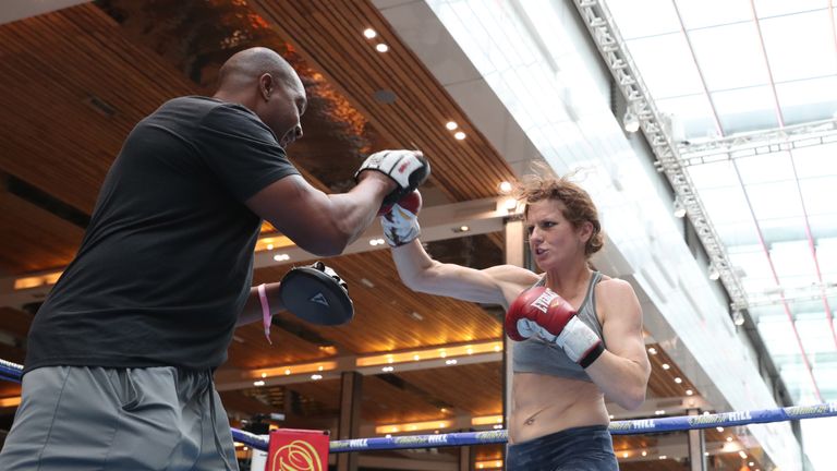 WHYTE-PARKER PROMOTIOM.OPEN TRAINING,.WESTFIELD.OLYMPIC PARK,.LONDON.PIC;LAWRENCE LUSTIG.KIMBERLEY CONNOR PERFORMS AN OPEN WORKOUT AHEAD OF HIS FIGHT ON EDDIE HEARNS MATCHROOM PROMOTION AT LONDONS O2 AREANA ON SATURDAY (28th July).