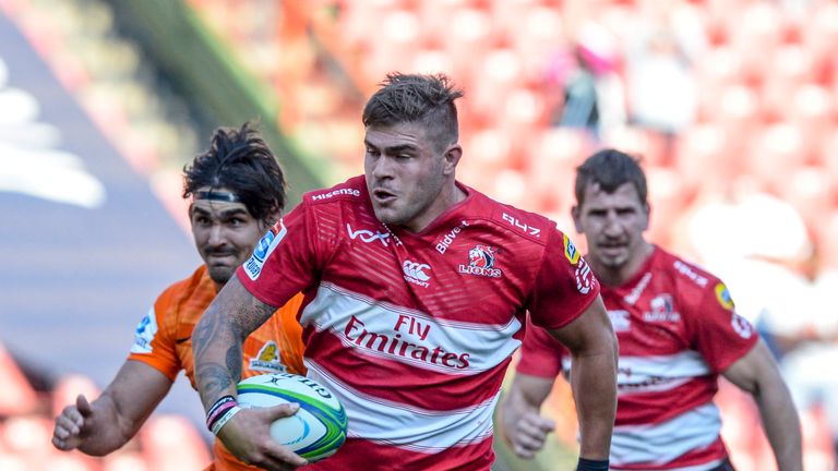 JOHANNESBURG, SOUTH AFRICA - JULY 21:  Malcolm Marx of the Lions on the way to score a try during the  Super Rugby quarter final match between Emirates Lions and Jaguares at Emirates Airline Park on July 21, 2018 in Johannesburg, South Africa. (Photo by Sydney Seshibedi/Gallo Images) 