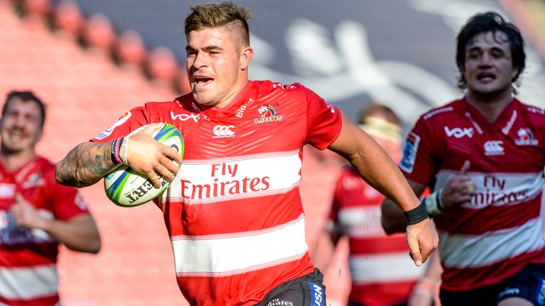 JOHANNESBURG, SOUTH AFRICA - JULY 21:  Malcolm Marx of the Lions on the way to score a try during the  Super Rugby quarter final match between Emirates Lions and Jaguares at Emirates Airline Park on July 21, 2018 in Johannesburg, South Africa. (Photo by Sydney Seshibedi/Gallo Images) 